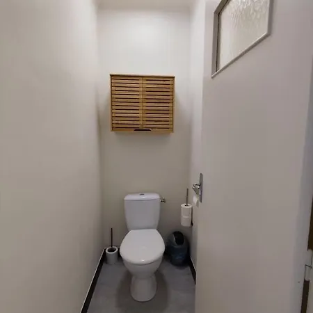 Villa Maison T4 Plain Pied Climatisee Avec Belle Terrasse Ombragee 6avr44 *